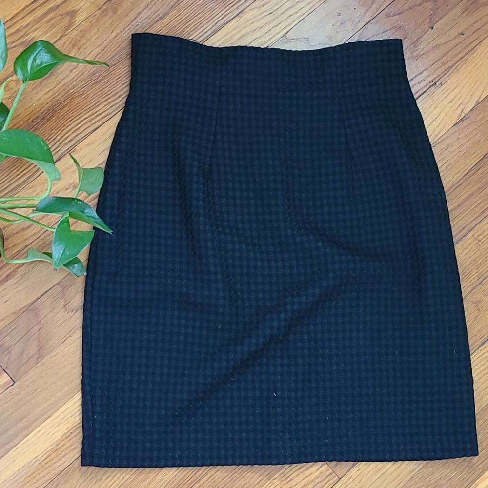 VTG - La Belle Fashions made in USA black skirt